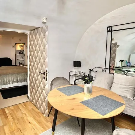 Apartament Old Town Charm Loft Braszów